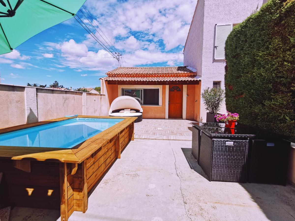 STUDIO PRIVATIF CLIMATISÉ , TERRASSE ET PiSCINE Pernes-les-Fontaines Exterior foto